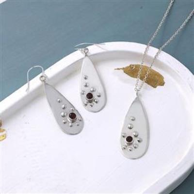 Elegant Handmade 925 Silver  Pebble Dangle Earrings Fine Jewelry Distributor | Akrati Jewels Inc