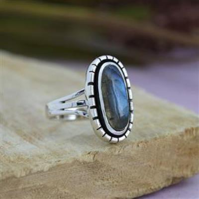 Oval Shape 925 Sterling Silver Handmade Split Band Ring Fine Jewelry Manufacturer | Akrati Jewels Inc