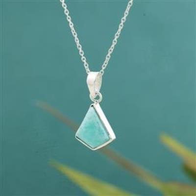 Buy Unique 925 Sterling Silver Rhombus Shaped Pendant Necklaces Jewellery Supplier | Akrati Jewels Inc