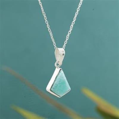 Buy Unique 925 Sterling Silver Rhombus Shaped Pendant Necklaces Jewellery Supplier | Akrati Jewels Inc