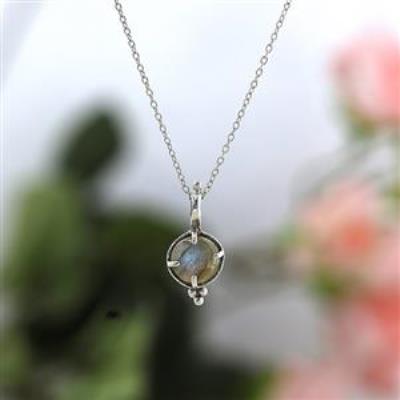 Boho Style 925 Sterling Silver Round Labradorite Dainty Pendant Jewelry Manufacturer | Akrati Jewels Inc