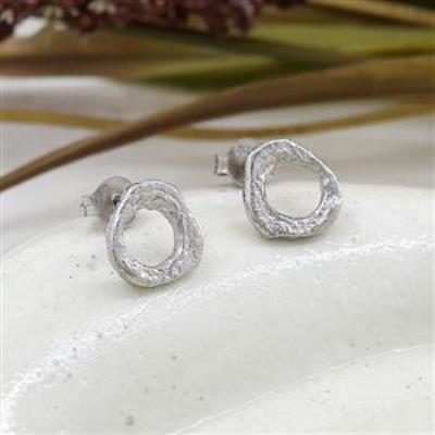 Minimalist Organic Circle 925 Silver Textured Stud Earrings Fine Jewelry Distrinutor | Akrati Jewels Inc