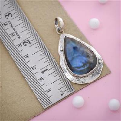 Labradorite Gemstone Sterling Silver Pendant Online Silver Jewelry | Akrati Jewels Inc